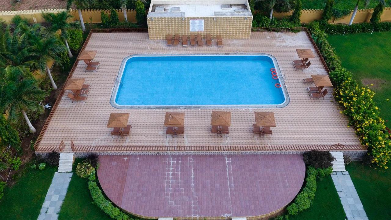 Dream Resort Bhuj Bagian luar foto