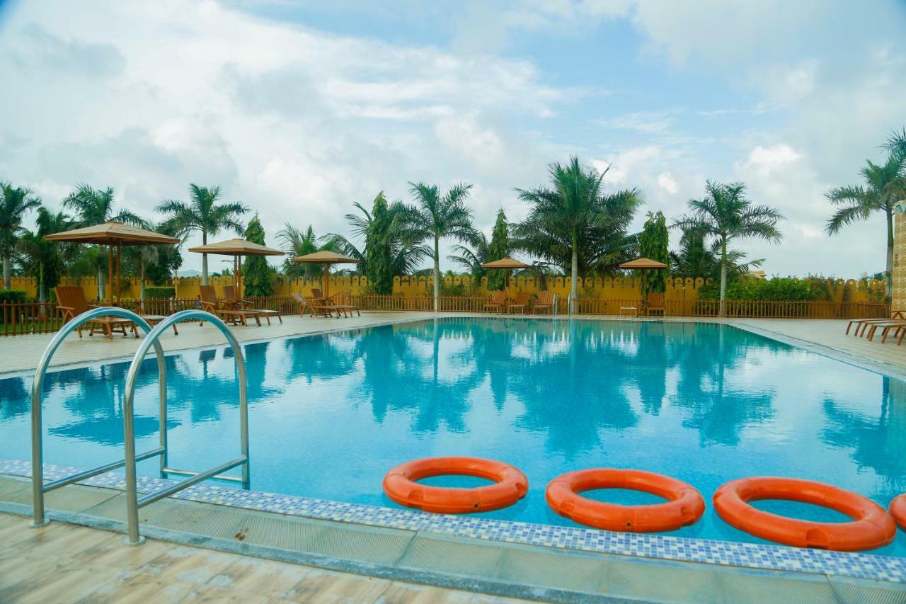 Dream Resort Bhuj Bagian luar foto